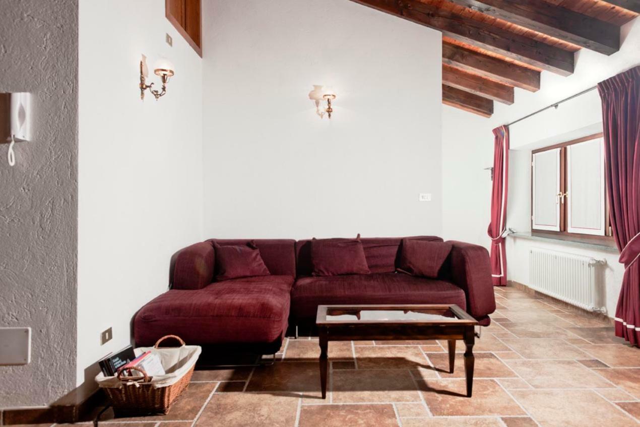 Apartment Lo Stambecco Bianco