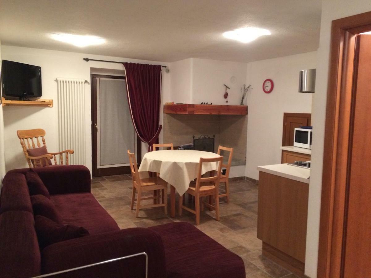 Lo Stambecco Bianco Apartment *